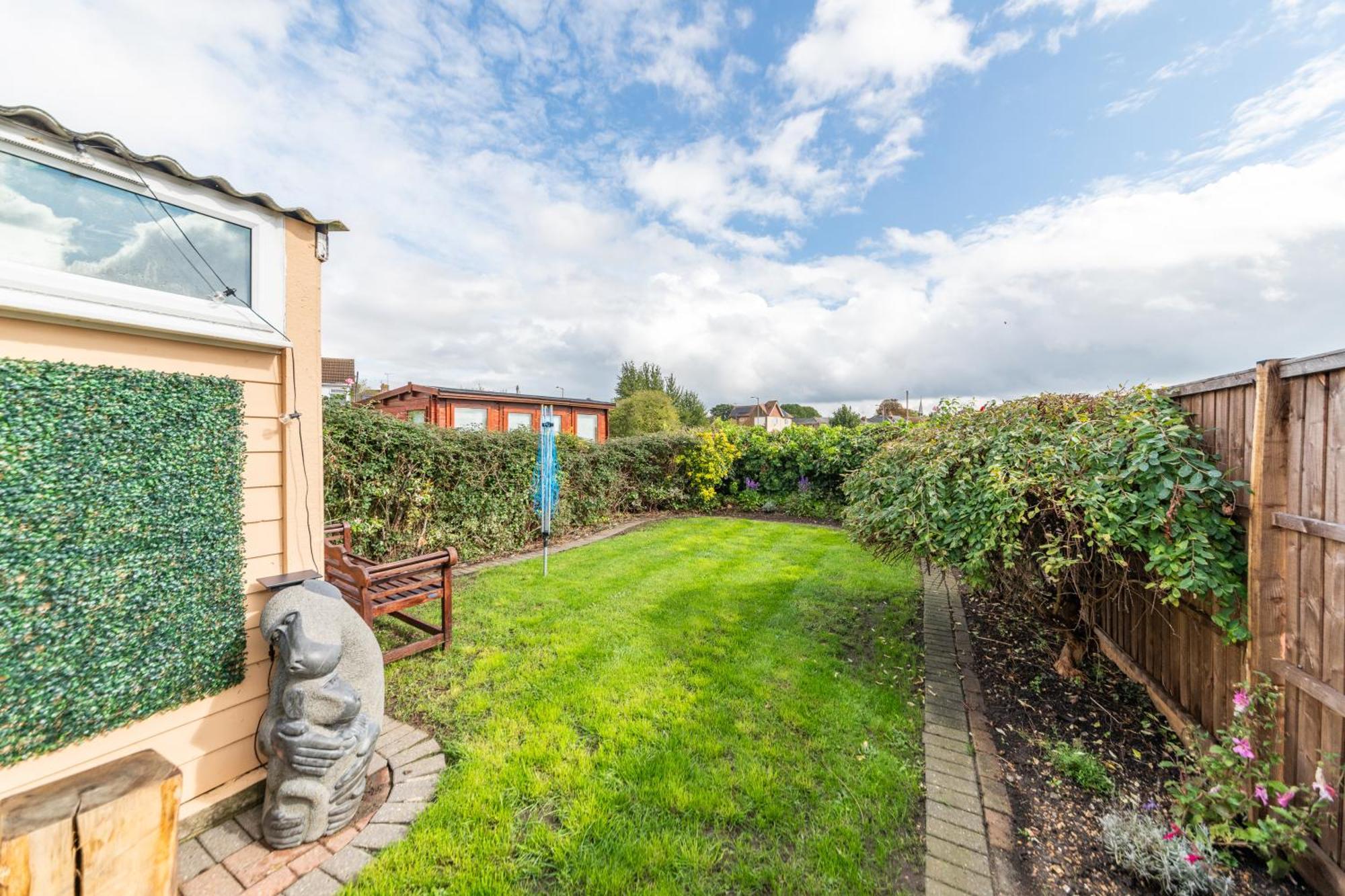 Family Home, View Of Windsor Castle Dorney Exterior foto